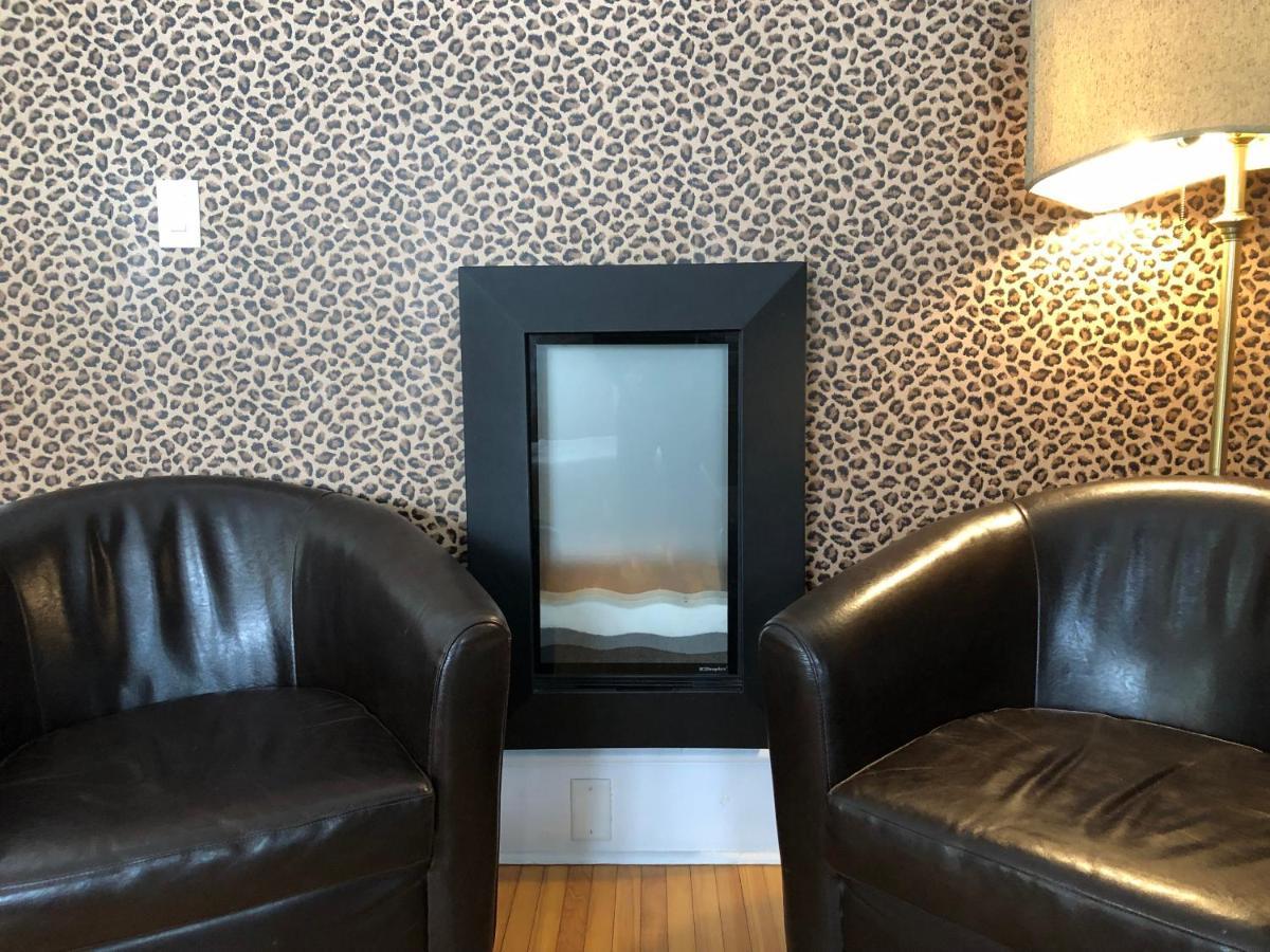 לינה וארוחת בוקר סנט ג'ונס Leaside Manor מראה חיצוני תמונה